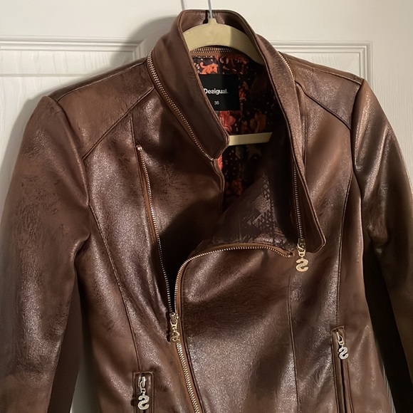 Desigual jacket - Picture 6 of 15